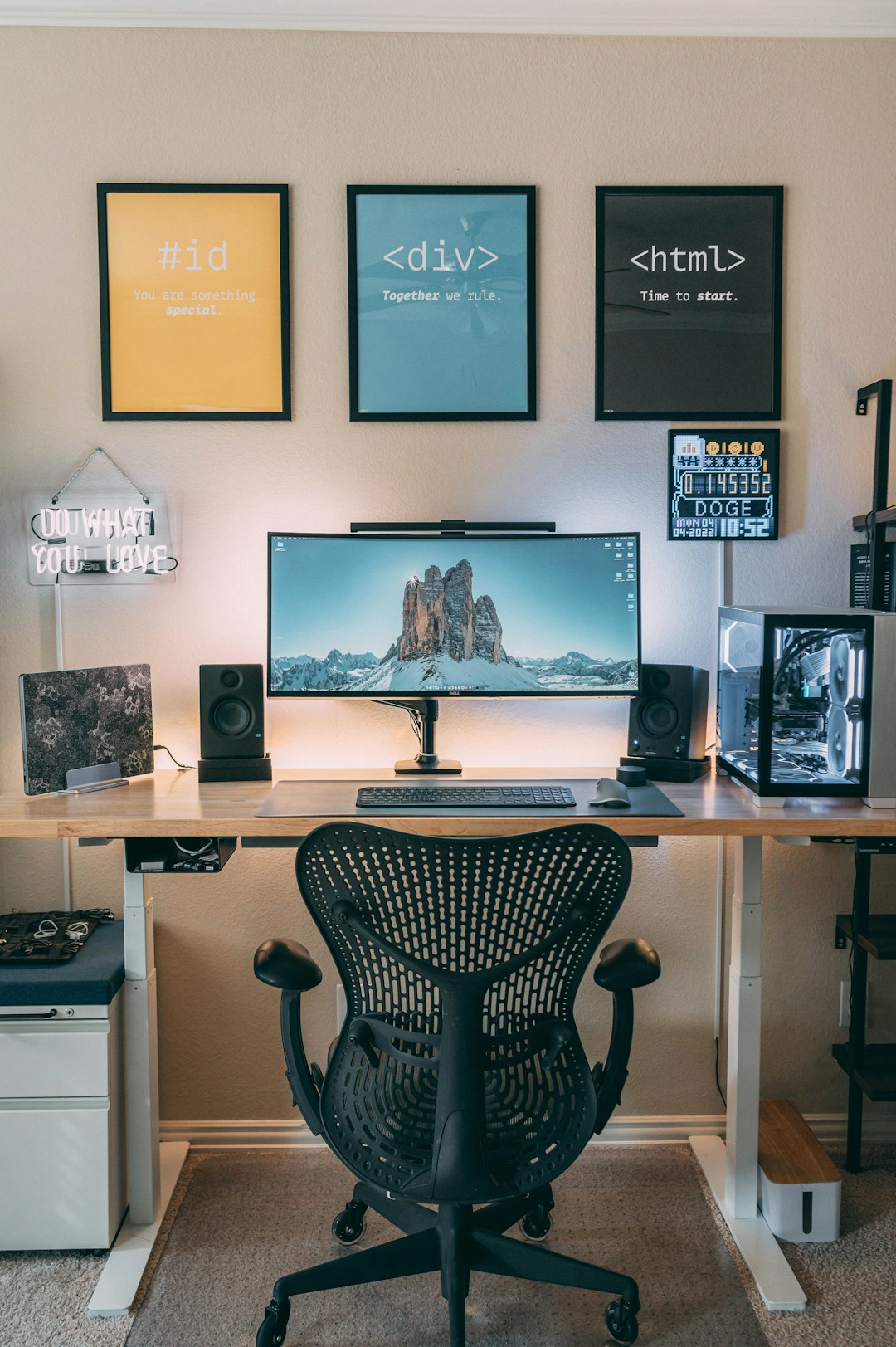 portfolio-04 Desk setup for web developer